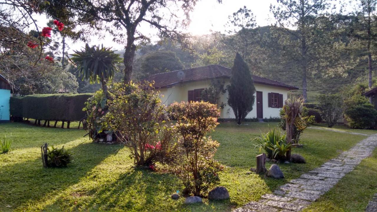 Pousada Sitio Dos Pinhais Висконди-ди-Мауа Экстерьер фото